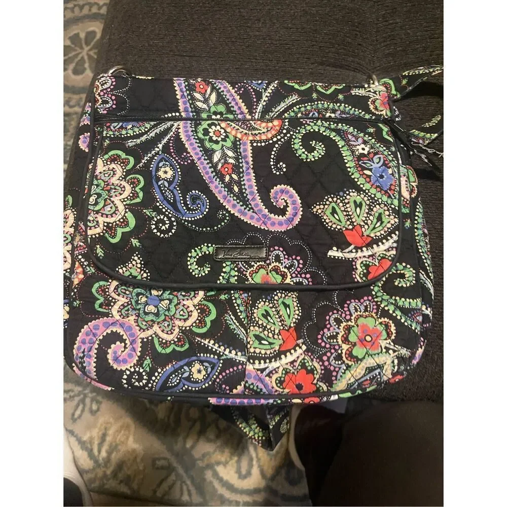 Vera Bradley Womens Multi Color Floral Paisley Print Shoulder Crossbody Bag